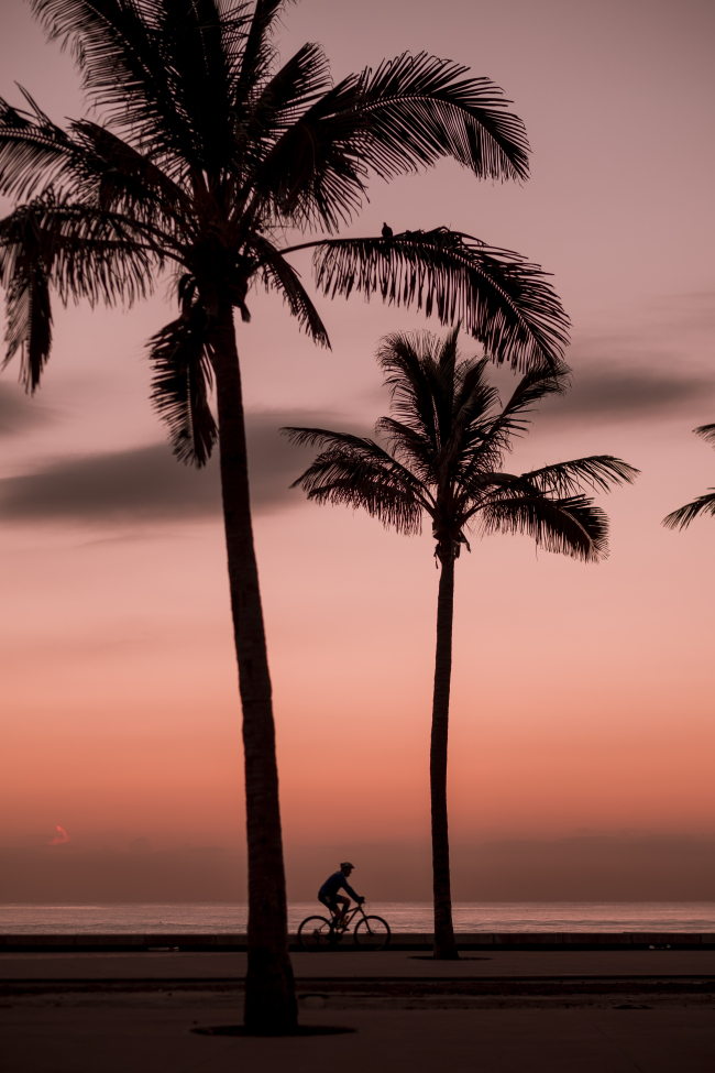 Durban’s beachfront at sunset (Sohn Ji-young/The Korea Herald)
