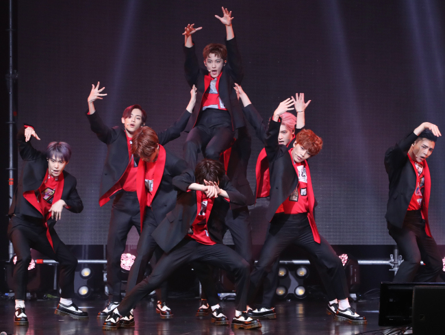 NCT 127 performs at a press showcase for its third EP, “Cherry Bomb,” in Seoul on Wednesday. (Yonhap)
　