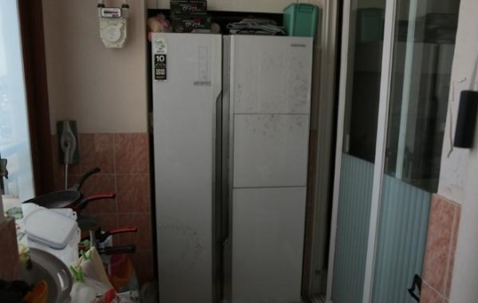 A home freezer that two infant babies were found dead in Nam-gu, Busan (Photo courtesy of the Busan Nambu Police Station)