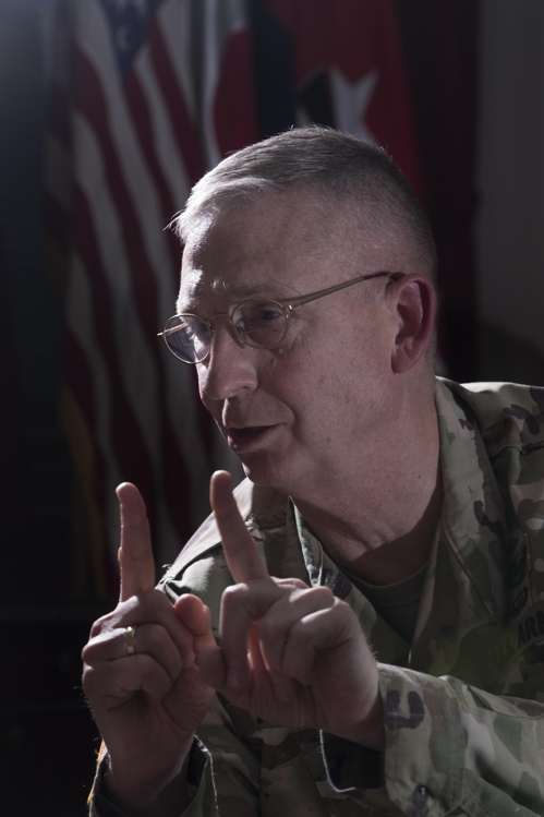 Maj. Gen. Theodore D. Martin, commanding general of the 2nd Infantry Division and South Korea-US Combined Division, speaks in an exclusive interview with Yonhap News Agency at his office in Camp Red Cloud in Uijeongbu, north of Seoul, on June 19, 2017. (Yonhap)