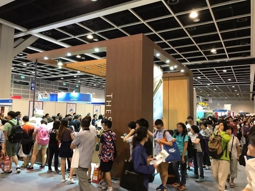 This photo provided by Shilla Hotel Co. on June 20, 2017, shows its booth at a convention center in Hong Kong during the International Travel Expo Hong Kong which ran from June 15-18. (Yonhap)