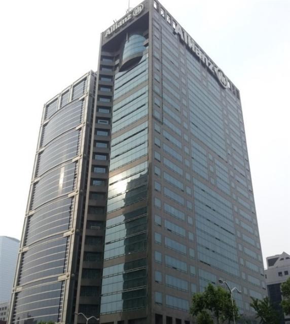 알리안츠 빌딩