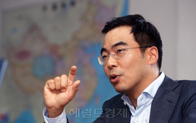 김치환 삼기오토모티브 대표는 회사의 다이캐스팅 업체로서의 미래를 강조했다. 이상섭 기자/babtong@