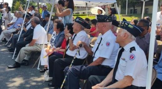 Korean residents and American veterans of the Korean War attend an unveiling ceremony for a monument to comfort women at Trinity Episcopal Church near Cliffside Park, New Jersey, on July 19, 2017. (Yonhap)