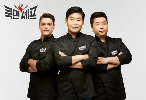 가정간편식 시장이 식품업계 새로운 블루오션으로 부상하면서 제조사, 유통업체에 이어 최근에는 우유업계까지 가세에 나섰다. 사진은 CJ오쇼핑의 ‘쿡민셰프’(왼쪽)과 롯데홈쇼핑과 손잡은 ‘더반찬’.