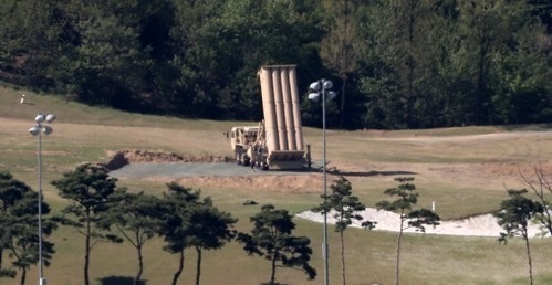 A launcher of the US' Terminal High Altitude Area Defense system is seen in this photo taken in April at its site in Seongju, North Gyeongsang Province. (Yonhap)