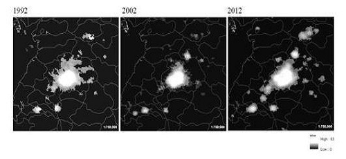 The satellite images show nighttime light in the North Korean capital city of Pyongyang and its surrounding areas in three different years. (Photo courtesy of the Korea Development Institute)(Yonhap)