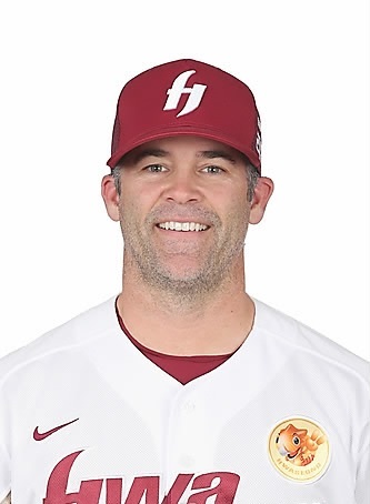 This undated photo, provided by the Nexen Heroes, shows Brandon Knight in the uniform of the Hwaseong Heroes, the club's minor league affiliate, as their pitching coordinator. A former pitcher for Nexen and the Samsung Lions in the Korea Baseball Organization, Knight was promoted to Nexen's pitching coach on July 31, 2017. (Yonhap)