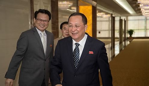 North Korean Foreign Minister Ri Yong-ho leaves a Pyongyang airport on Aug. 5, 2017. (AFP-Yonhap)