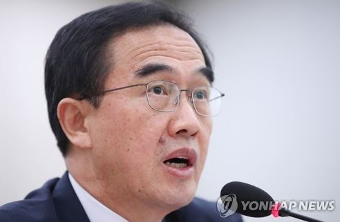 This photo, taken on Aug. 21, 2017, shows Unification Minister Cho Myoung-gyon speaking to lawmakers. (Yonhap)