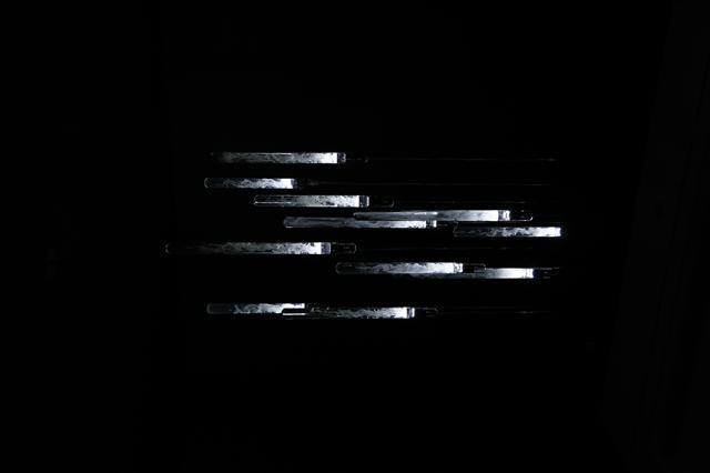 김윤철, Whiteout, 2014, hydrogel, acid and alkali mixture, glass, polyvinyl acetal, variable dimensions
[제공=갤러리바톤]