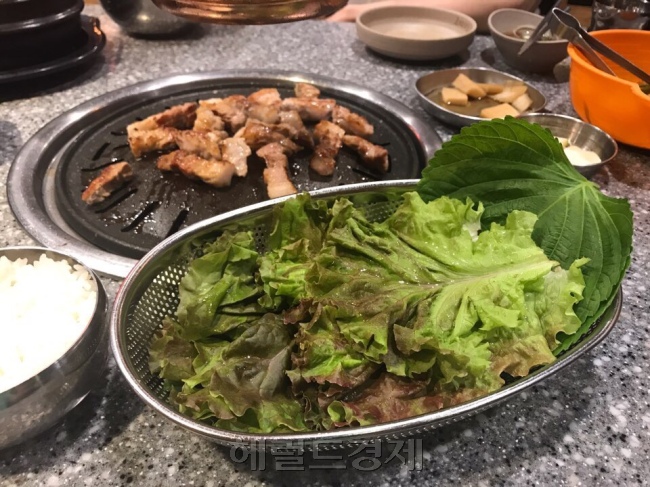 [사진=폭염과 폭우 등으로 인한 작황부진으로 상춧값이 257.3% 치솟았다.]