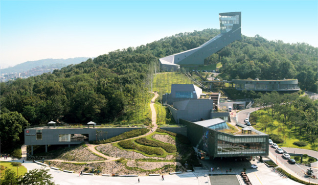 An aerial view of the Dream Forest’s observatory deck. Seoul