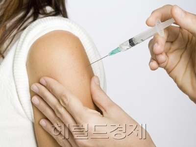 수막구균성 뇌수막염은 10명 중 1명이 사망에 이를 정도로 무서운 질환이다. 백신 접종을 통해 사전 예방하는 것이 최선이라고 전문의들은 권한다. 사진은 관련 이미지. [헤럴드경제DB]