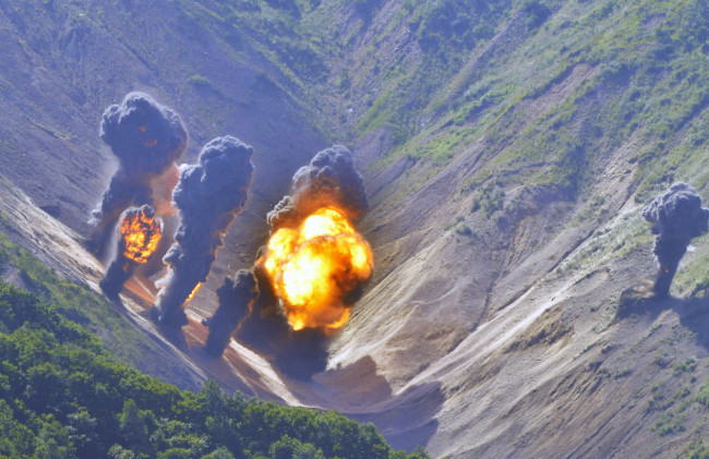 South Korea's Air Force conducts joint military exercise with the US. Yonhap