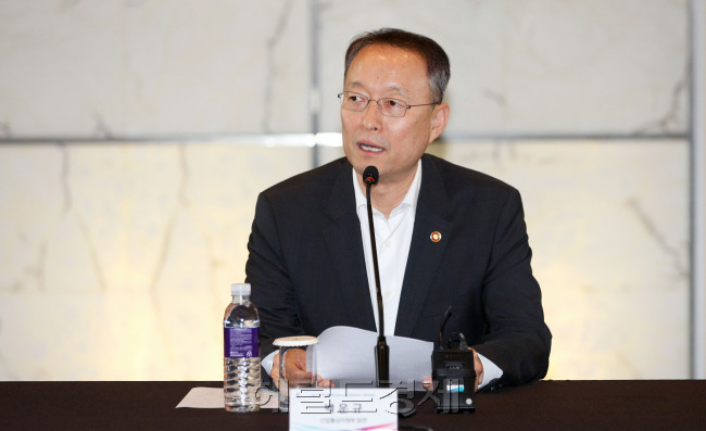 백운규 산업통상자원부 장관 ［사진=헤럴드경제DB］