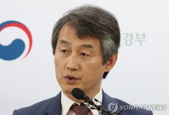 Vice Environment Minister Ahn Byung-ok, shown in a file photo on Sept. 4, 2017. (Yonhap)