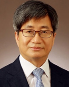 김명수 대법원장 후보자
김명수 대법원장 후보자