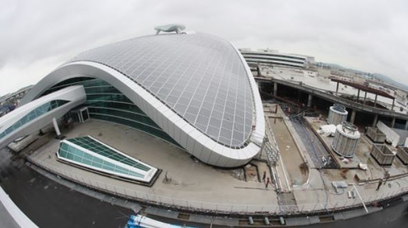 This file photo, taken Aug. 21, 2017, shows the new second passenger terminal (T2) at Incheon International Airport in Yeongjongdo, west of Seoul. (Yonhap)