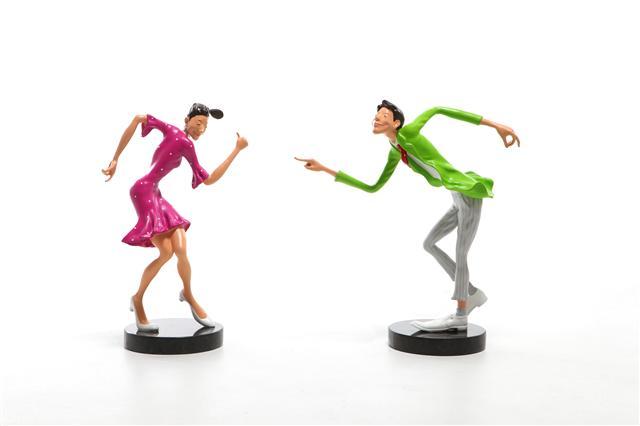 김경민, wonderful day, 70×20×42cm, acrylic on bronze, 2016  [사진제공=앤갤러리]