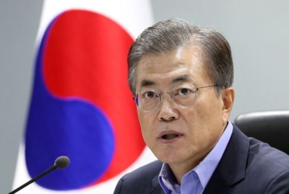 This photo, provided by the presidential office Cheong Wa Dae on Sept. 3, 2017, shows President Moon Jae-in presiding over a National Security Council session at the office in Seoul. (Yonhap)