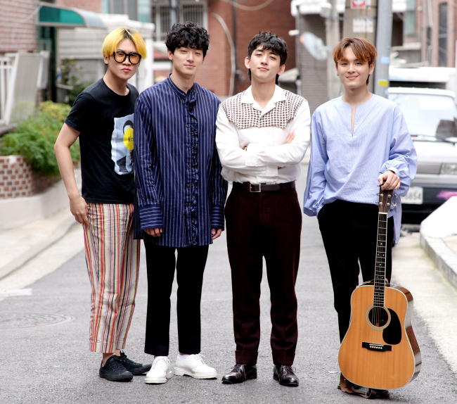 Jannabi members pose during a recent interview with The Korea Herald, except for Yoon Kyul who was absent due to an injury. (Park Hyun-koo/ The Korea Herald)
