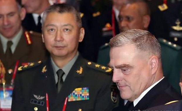 This file photo shows Lt. Gen. You Haitao (L), the top Chinese delegate to the 10th Pacific Armies Chiefs Conference (PACC) in Seoul. (Yonhap)