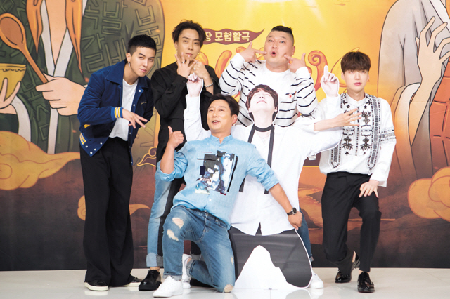 최근 종영한 ‘신서유기4’ 신효정 PD는 “웃기는 걸 조금 포기하더라도 한 사람에게라도 상처를 남기면 안된다. 기분 좋은 것과 언짢은 것은 한 끗 차이다. 웃기더라고 기분 좋게 웃기자가 우리 모토다”라고 밝혔다.