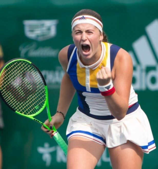 In this photo provided by the organizer of KEB Hana Bank Incheon Airport Korea Open tennis tournament, Jelena Ostapenko of Latvia celebrates a point during her final against Beatriz Haddad Maia of Brazil at Olympic Park in Seoul on Sept. 24, 2017. Ostapenko won the match 6(5)-7, 6-1, 6-4. (Yonhap)