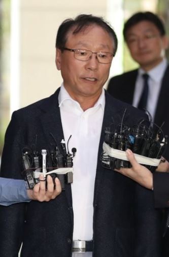 Kim Kwang-bok, elder brother of Kim Kwang-seok. (Yonhap)