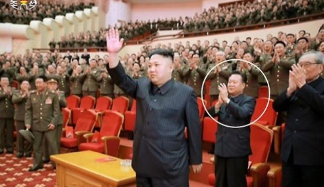 In this file photo, Choe Ryong-hae (in a circle), applauds during a performance to mark the 70th anniversary of the founding of the North Korea's State Merited Chorus at the People's Theatre in Pyongyang on Feb. 22, 2017. ((Yonhap)