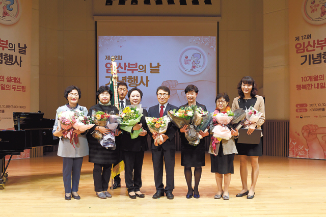 국내 첫 ‘이른둥이 가족지원 프로그램’ 운영…이대목동병원 ‘임산부의 날’대통령 표창