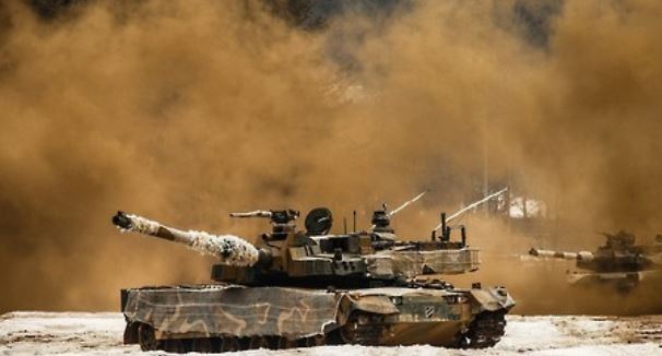 The K-2 main battle tank produced by South Korea is shown in this photo provided by the Army. (Yonhap)
