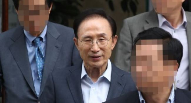 Former President Lee Myung-bak (Yonhap)