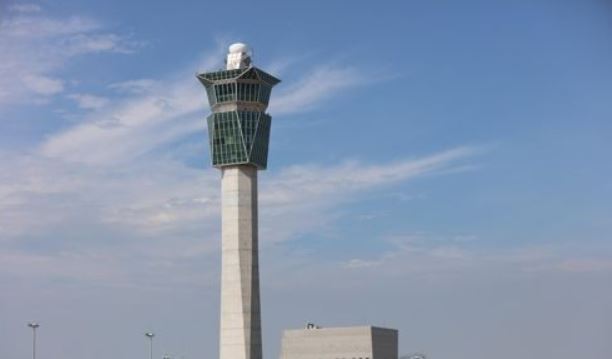 This photo, provided by Incheon International Airport on Aug. 28, 2017, shows a control tower in South Korea's main gateway west of Seoul. (Yonhap)