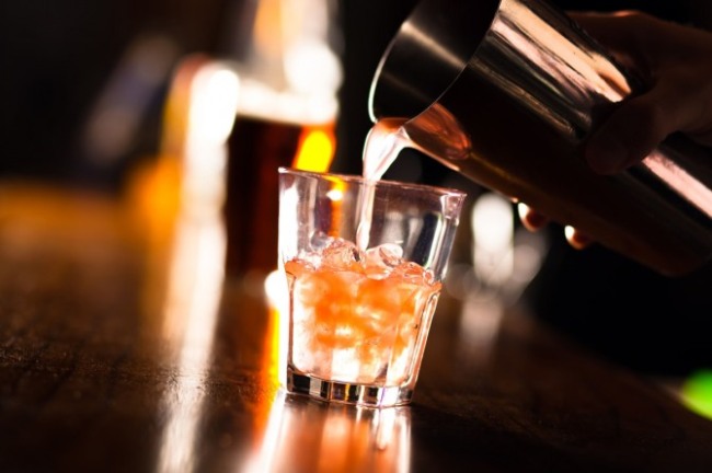 [리얼푸드]카페보다 빠르게 성장하는 인도의 바(Bar)와 펍(Pub) - 헤럴드경제