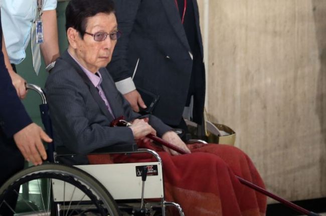 Lotte founder Shin Kyuk-ho (Yonhap)
