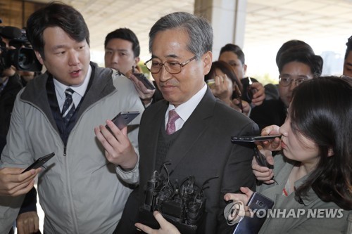 검찰 출석하는 추명호 전 국장 (제공=연합뉴스)