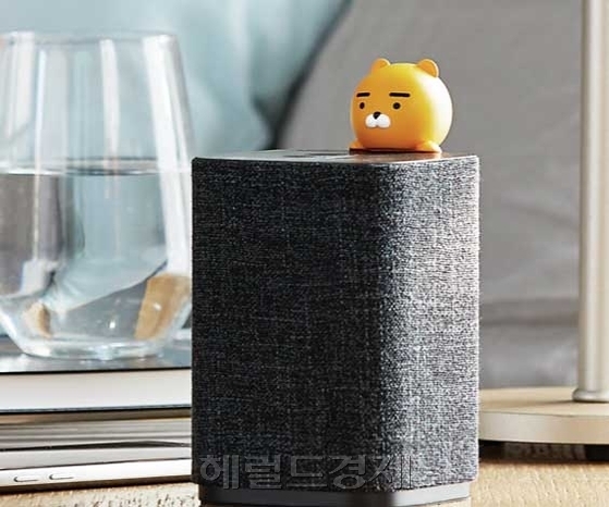 지난 9월 예약판매 40분만에 준비된 물량이 모두 매진된 카카오미니가 정식판매 9분만에 또다시 완판되는 신기록 행진을 보이면 인기예감에 나서고 있다. [사진=헤럴드경제DB]