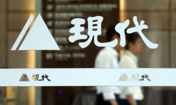 This file photo taken July 4, 2017, shows the lobby of the headquarters of Hyundai Asan Corp. in Seoul. (Yonhap)