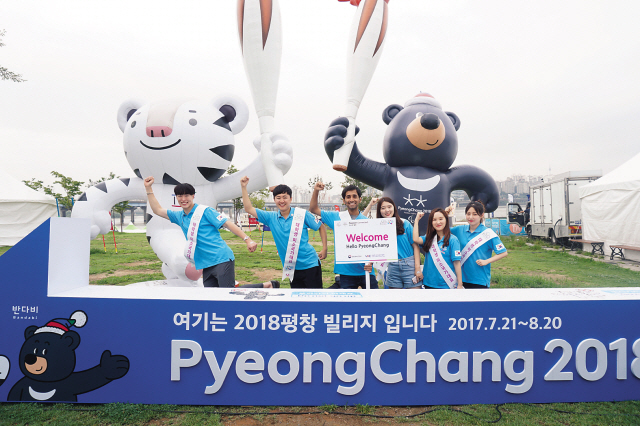 강원도 문화관광해설사 182명 전원이 미소국가대표로 위촉됐다.