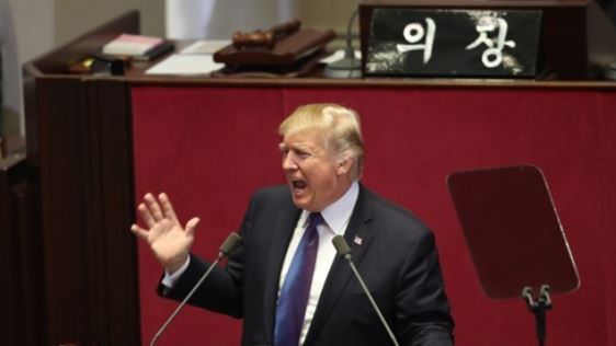 US President Donald Trump delivers a speech at the National Assembly in Seoul on Nov. 8, 2017. (Yonhap)