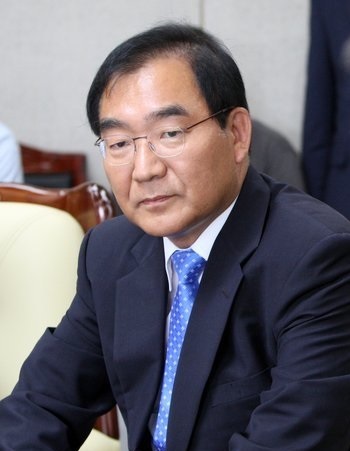 정치자금법 위반 혐의로 재판에 넘겨진 이승훈 청주시장이 징역형을 확정 받으면서 시장직을 잃게 됐다. [사진제공=연합뉴스]