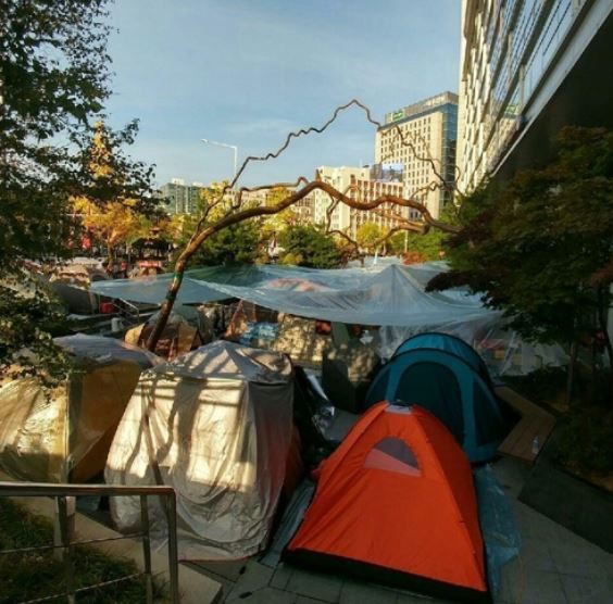 This photo of a strikers camp was provided by the union of LG Household & Healthcare. (Yonhap)