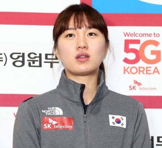 In this file photo taken Oct. 24, 2017, South Korean speed skater Park Seung-hi speaks to reporters at Taeneung International Rink inside the National Training Center in Seoul. (Yonhap)