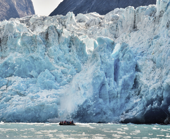 A photograph from the Arctic Impressions Photo Exhibit (Biosphere Environmental Education)