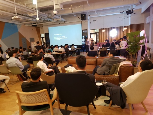 더큐레이션이 최근 진행한 스타트업 지원 관련 프로그램.