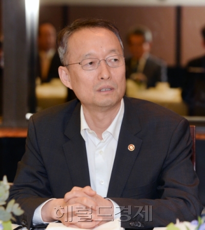 백운규 산업통상자원부 장관 [사진=헤럴드경제DB]