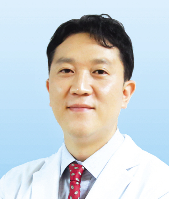 장동균 교수