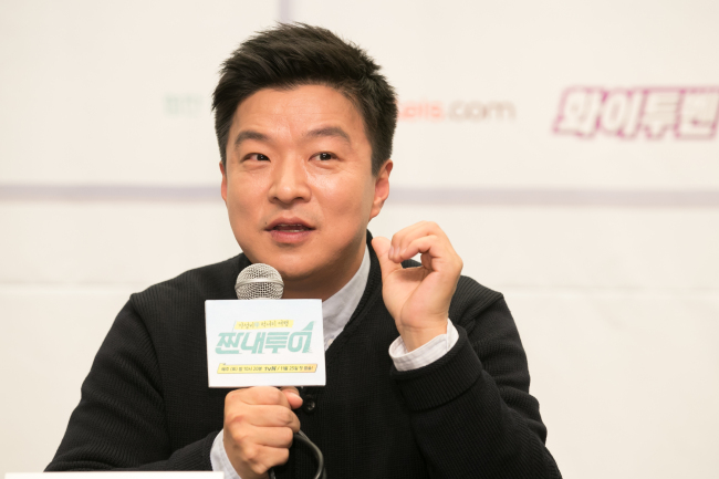 Kim Saeng-min speaks to reporters at a press conference in Mapo-gu, Seoul on Thursday. (CJ E&M)